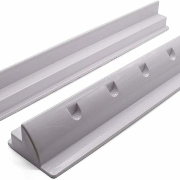 Caravan roof solar panel side rails