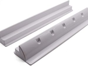 Caravan roof solar panel side rails