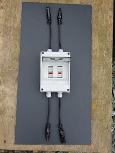 Solar cable fuse box